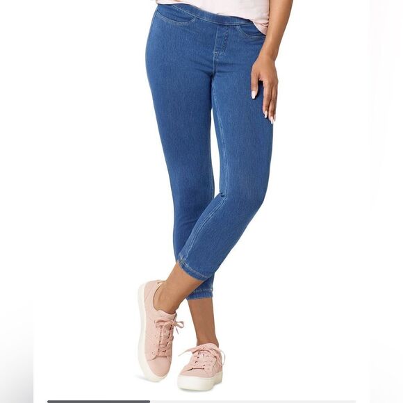 Hue Women's Mid-Rise Pull-On Denim Capri Leggings - Picture 1 of 4
